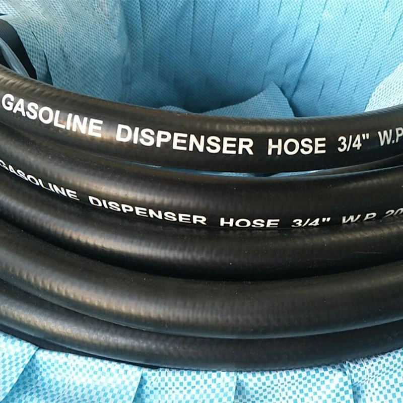 Flexible Petrol Hoses with Vulcanised Rubber Reinforced with Metal Type Hg 3037 1" (25mm)